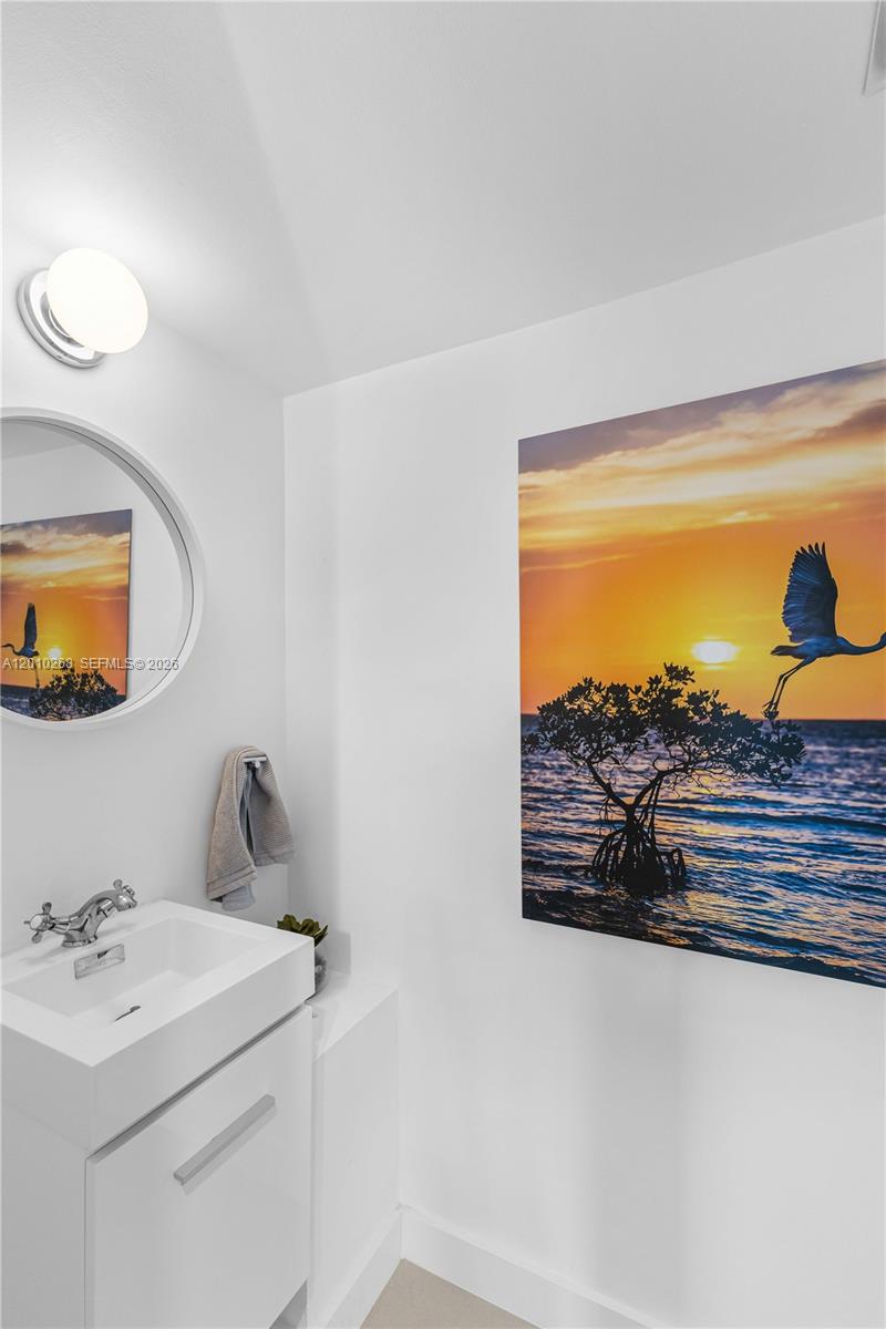 ROYAL PALM VILLAS CONDO - Residential