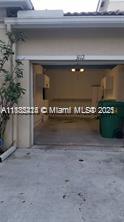 INVERRARY VILLAGE - Residential Lease