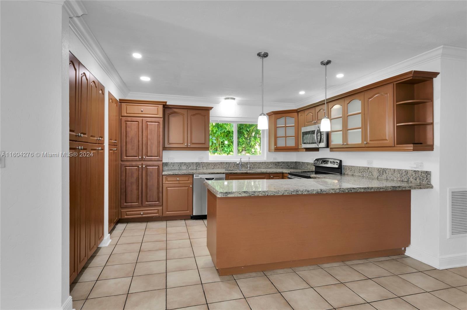 SLOAN SUB - Residential