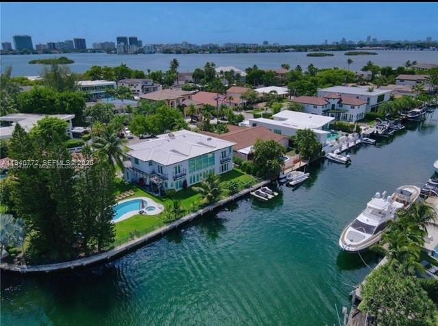 KEYSTONE BAY CONDO - Residential