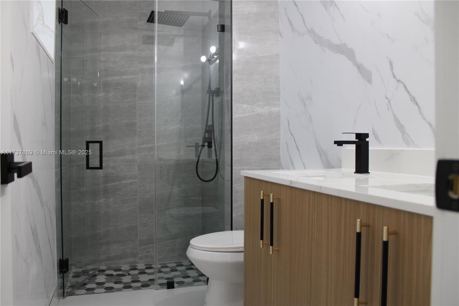 KENDALL SUNSET HOMES - Residential