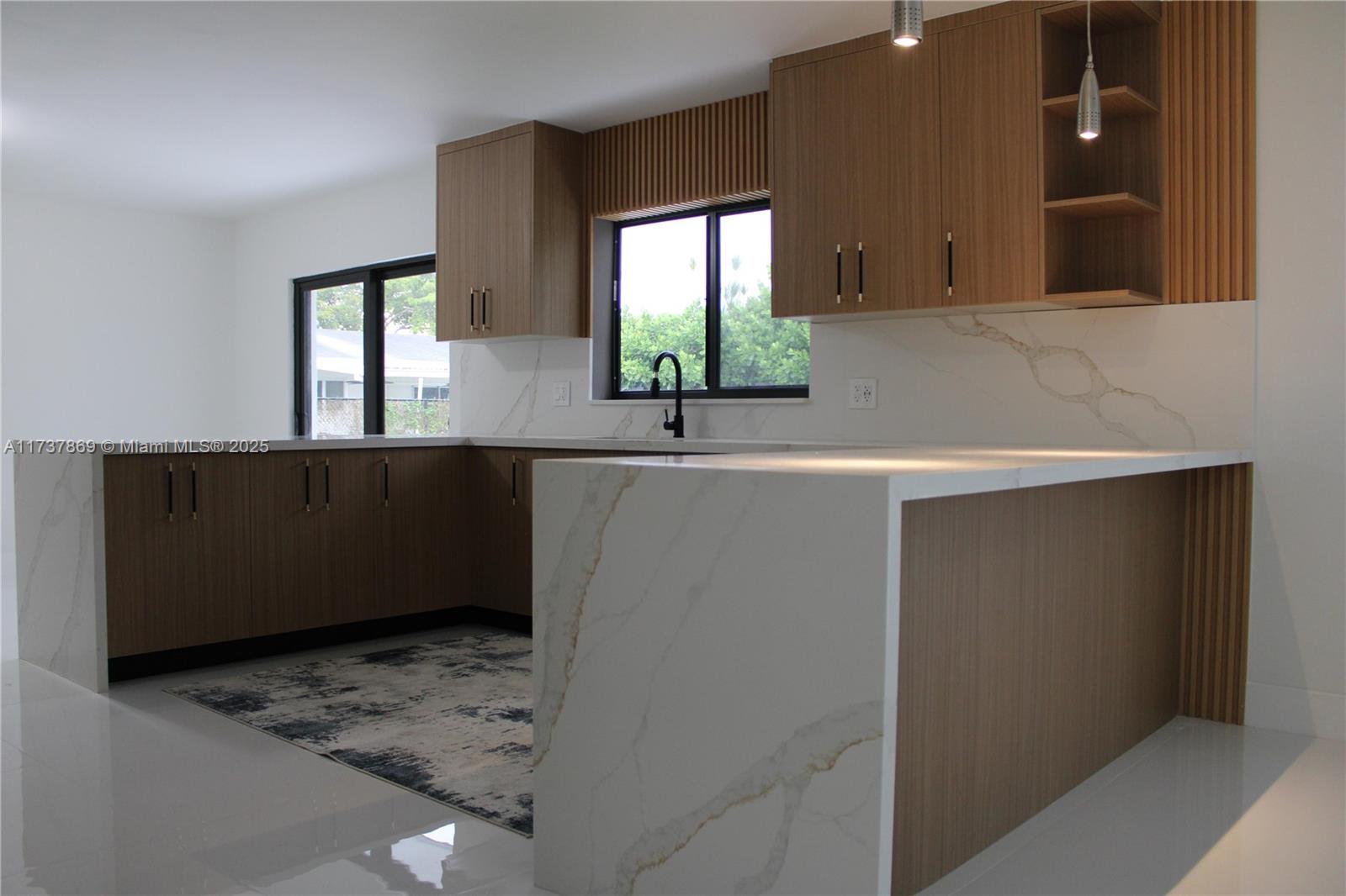 KENDALL SUNSET HOMES - Residential