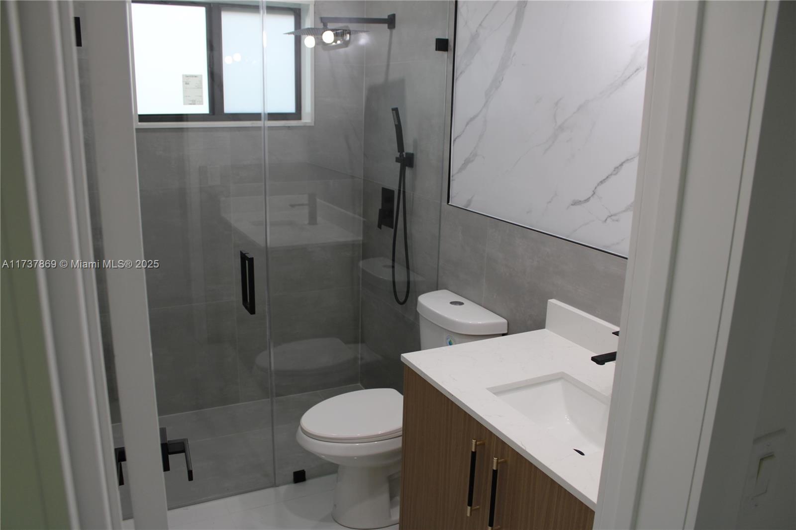 KENDALL SUNSET HOMES - Residential