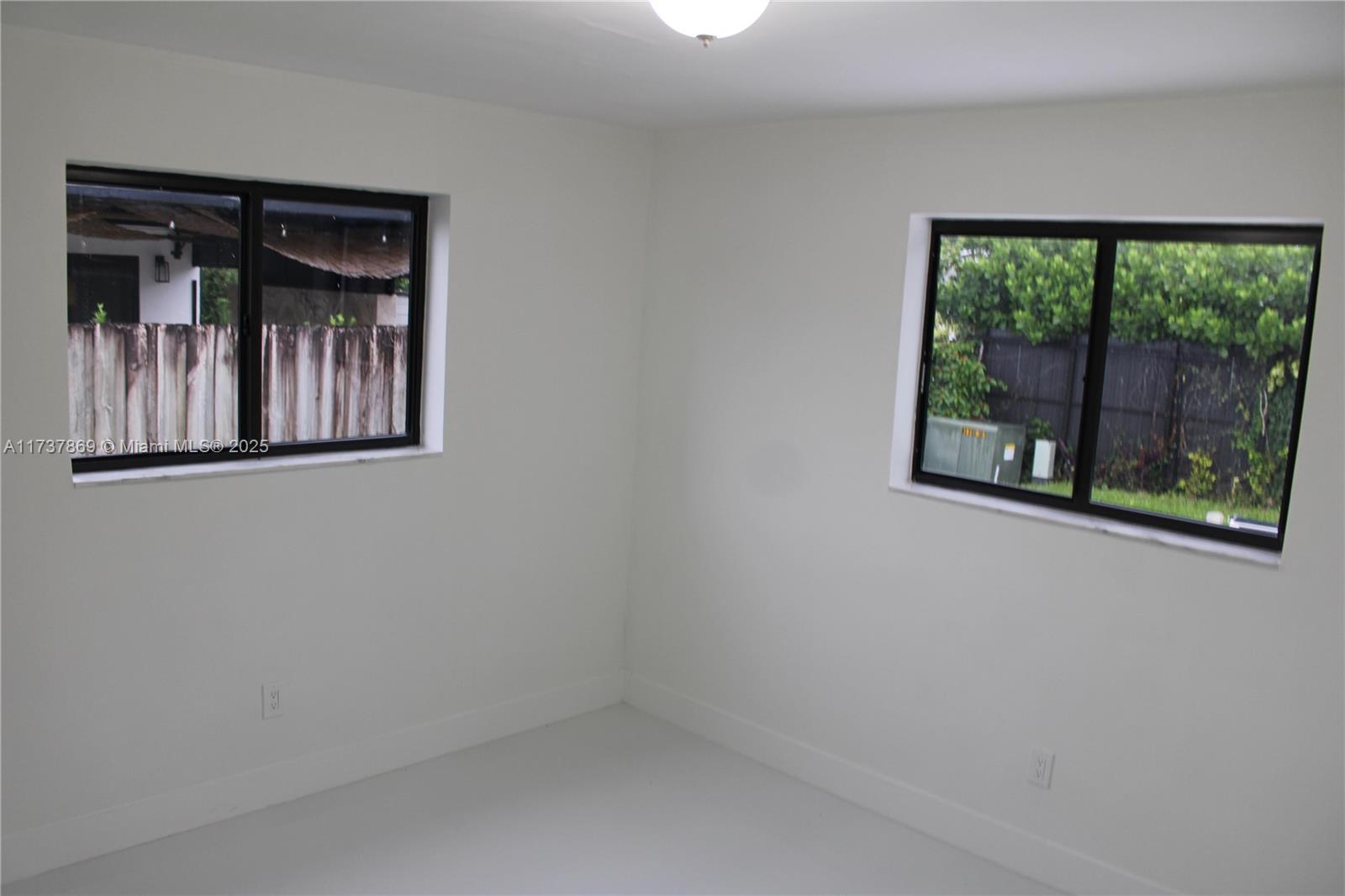 KENDALL SUNSET HOMES - Residential