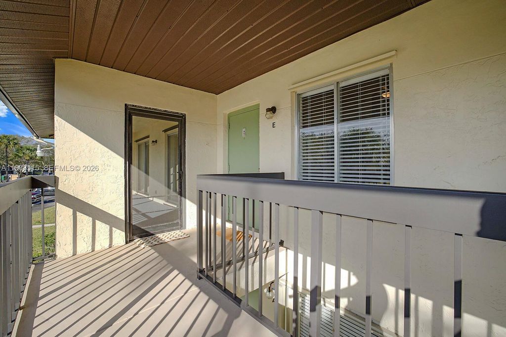 Photo of 6327 Chasewood Dr #E, Jupiter, FL 33458 (MLS # A11968515)