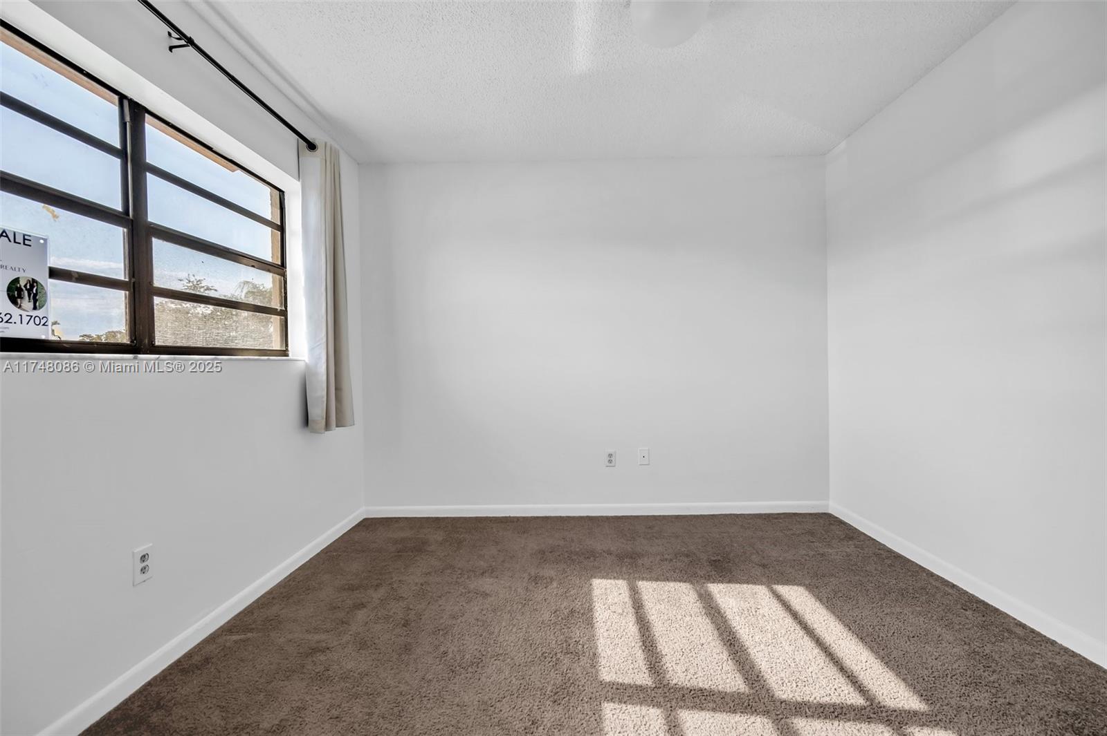 MOORS POINTE CONDO - Residential