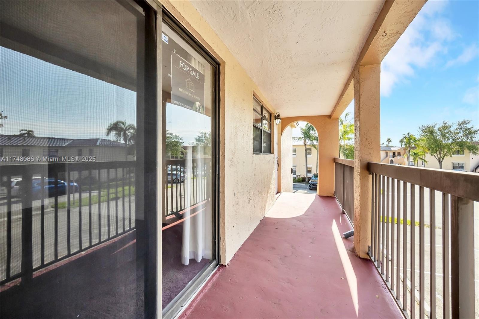 MOORS POINTE CONDO - Residential