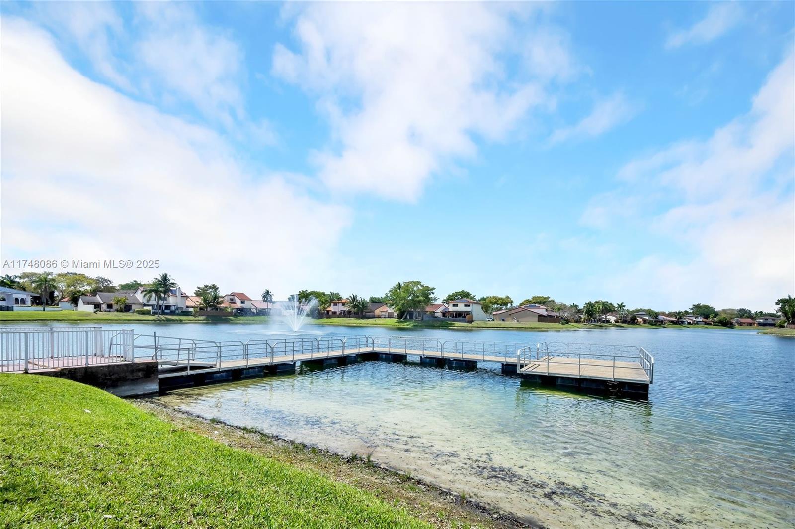 MOORS POINTE CONDO - Residential
