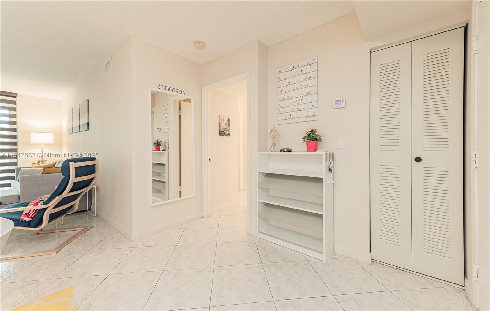 THE YACHT CLUB AT AVENTURA - Residential Lease