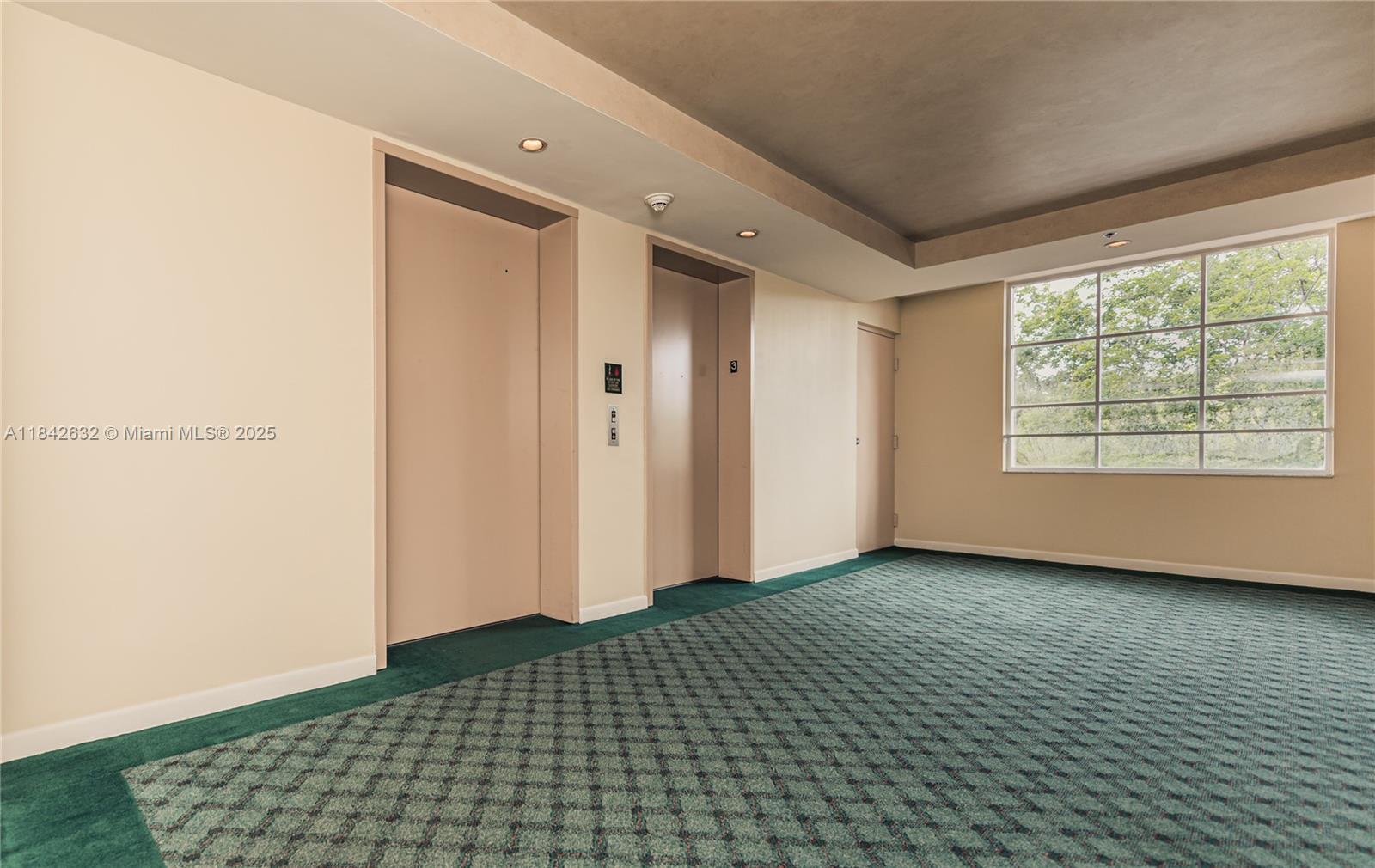 THE YACHT CLUB AT AVENTURA - Residential Lease