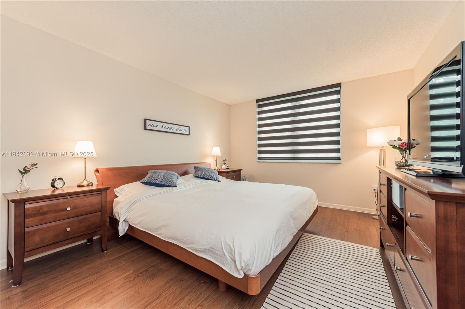 THE YACHT CLUB AT AVENTURA - Residential Lease