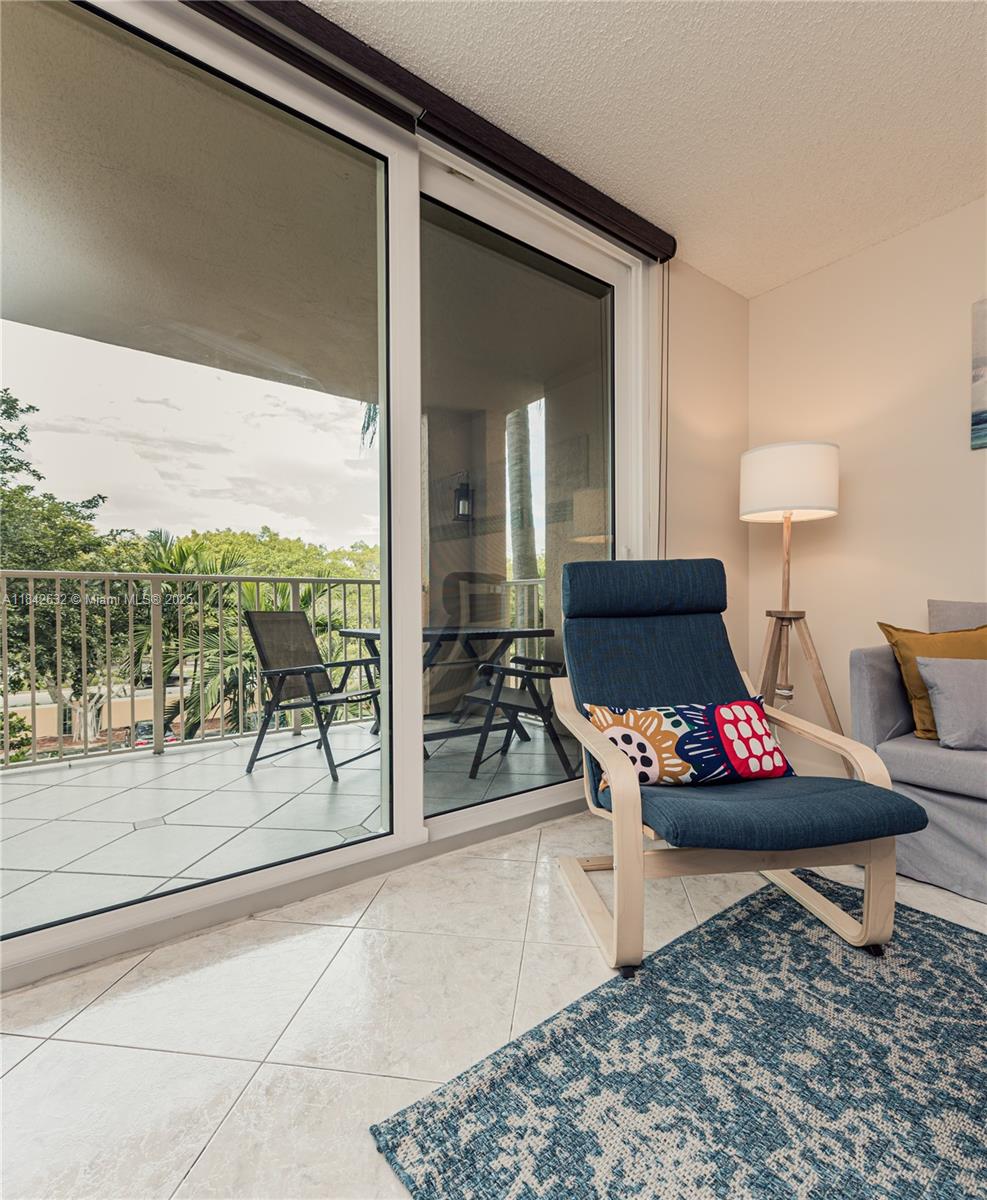 THE YACHT CLUB AT AVENTURA - Residential Lease