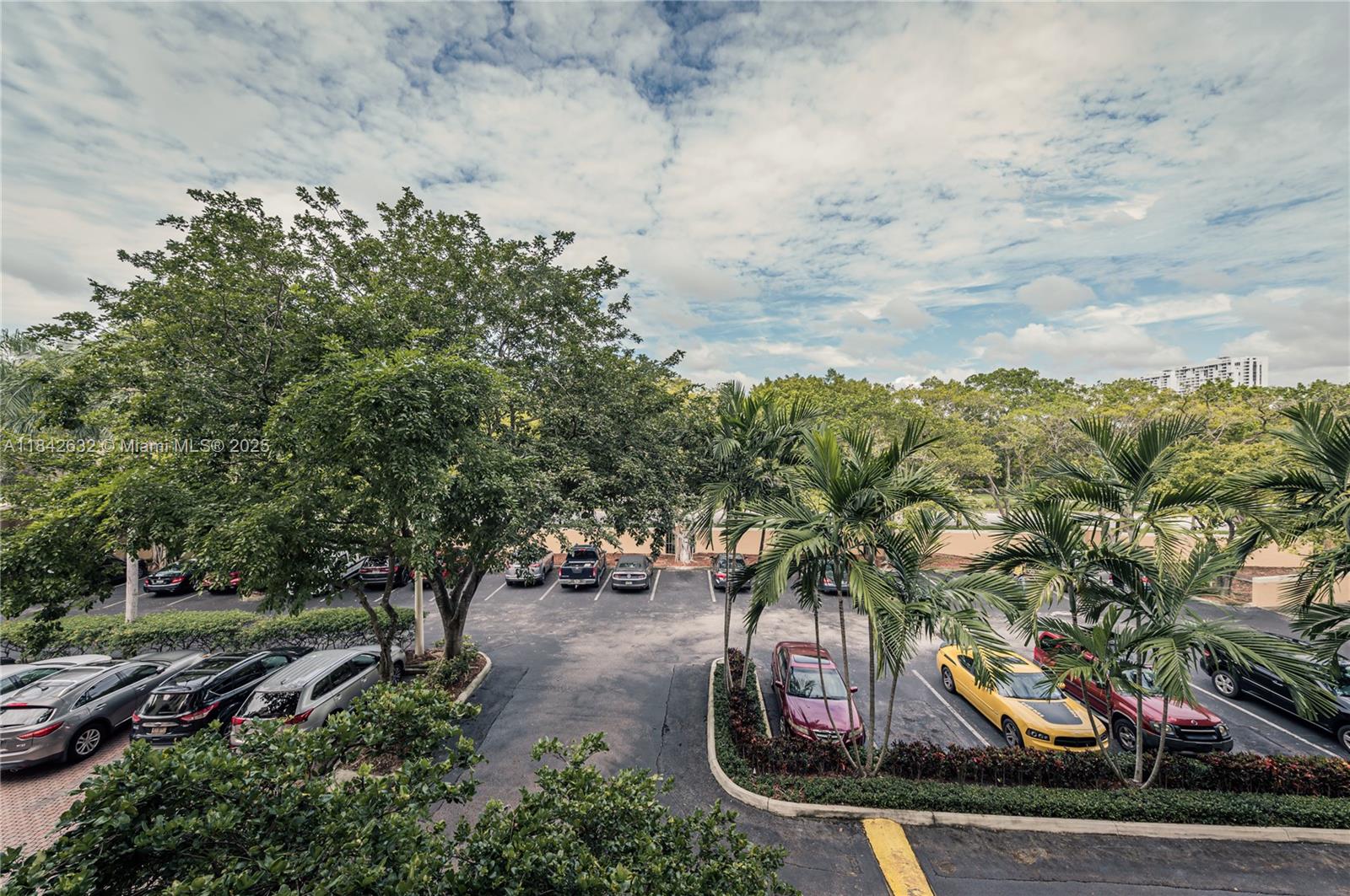 THE YACHT CLUB AT AVENTURA - Residential Lease