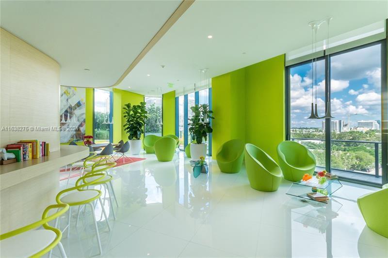 PARAISO BAYVIEWS CONDO - Residential