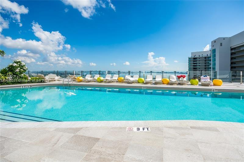 PARAISO BAYVIEWS CONDO - Residential