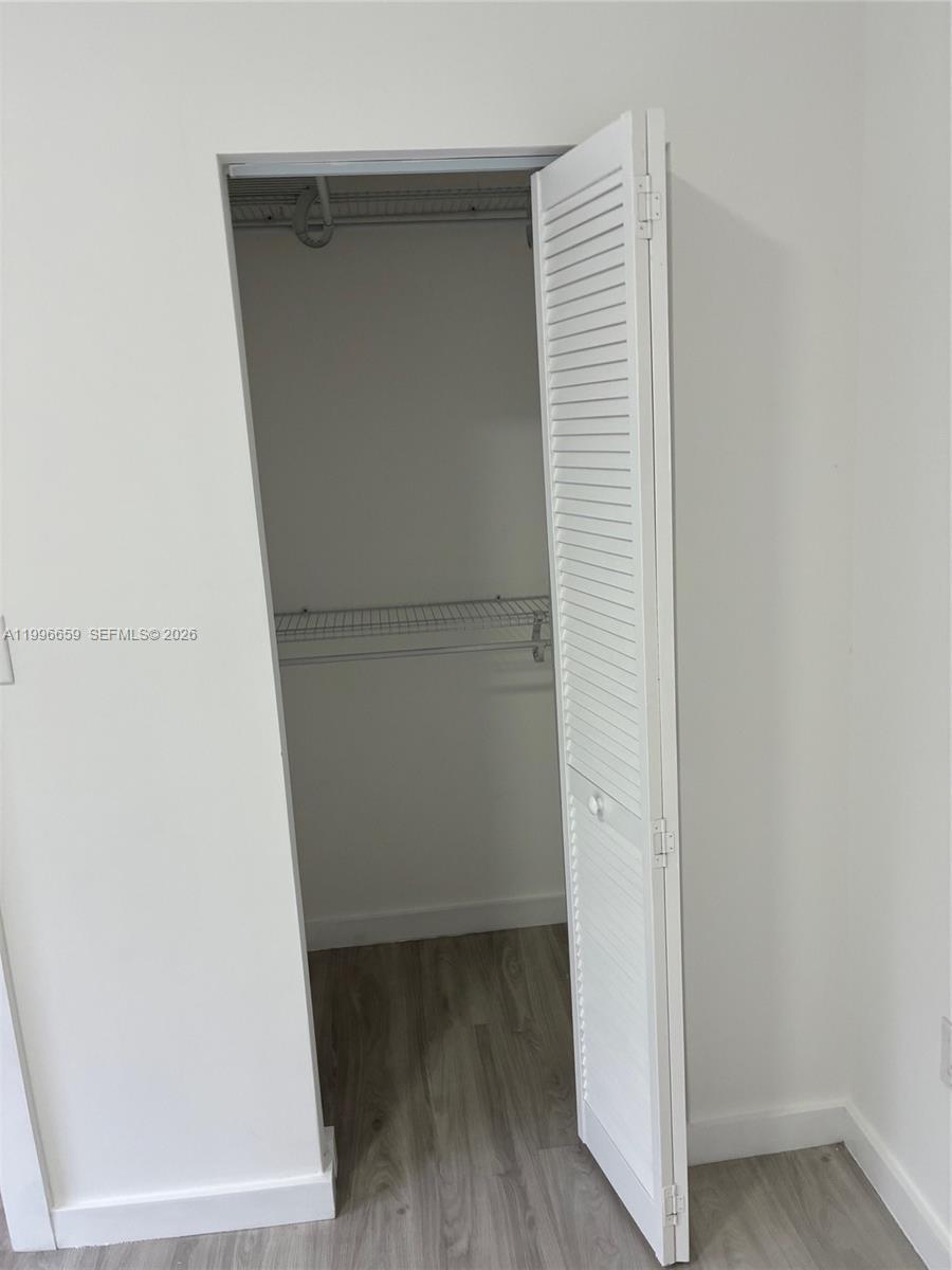 BEACON MANOR - Residential Lease