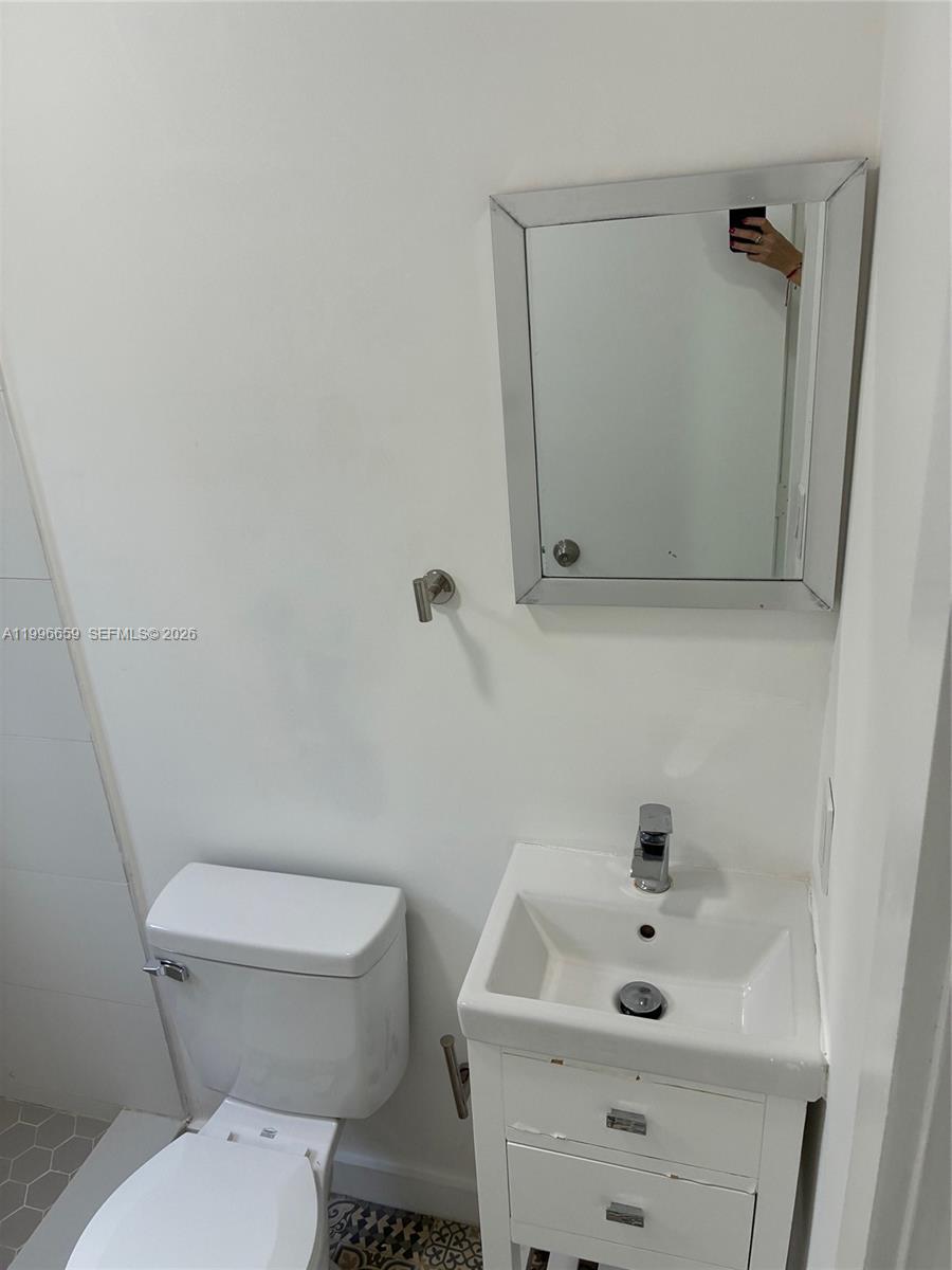 BEACON MANOR - Residential Lease