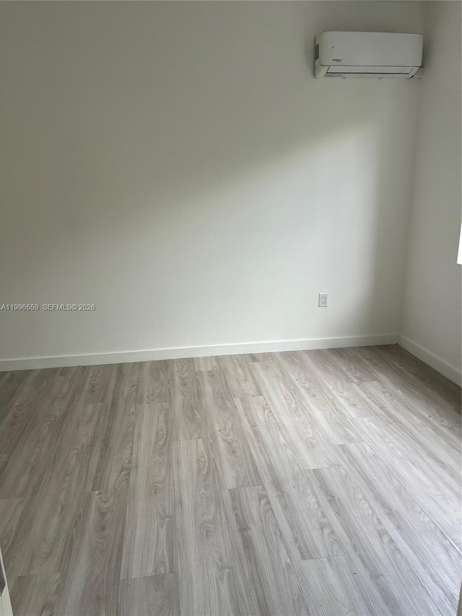 BEACON MANOR - Residential Lease