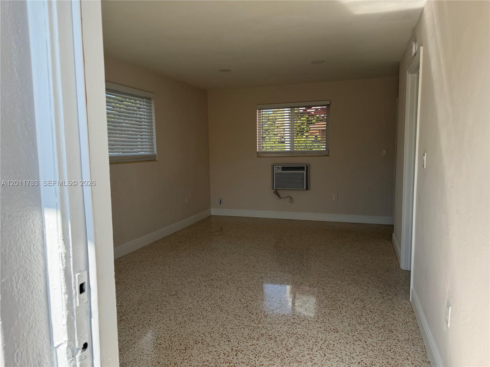 3311 SW 25th Ter 3315