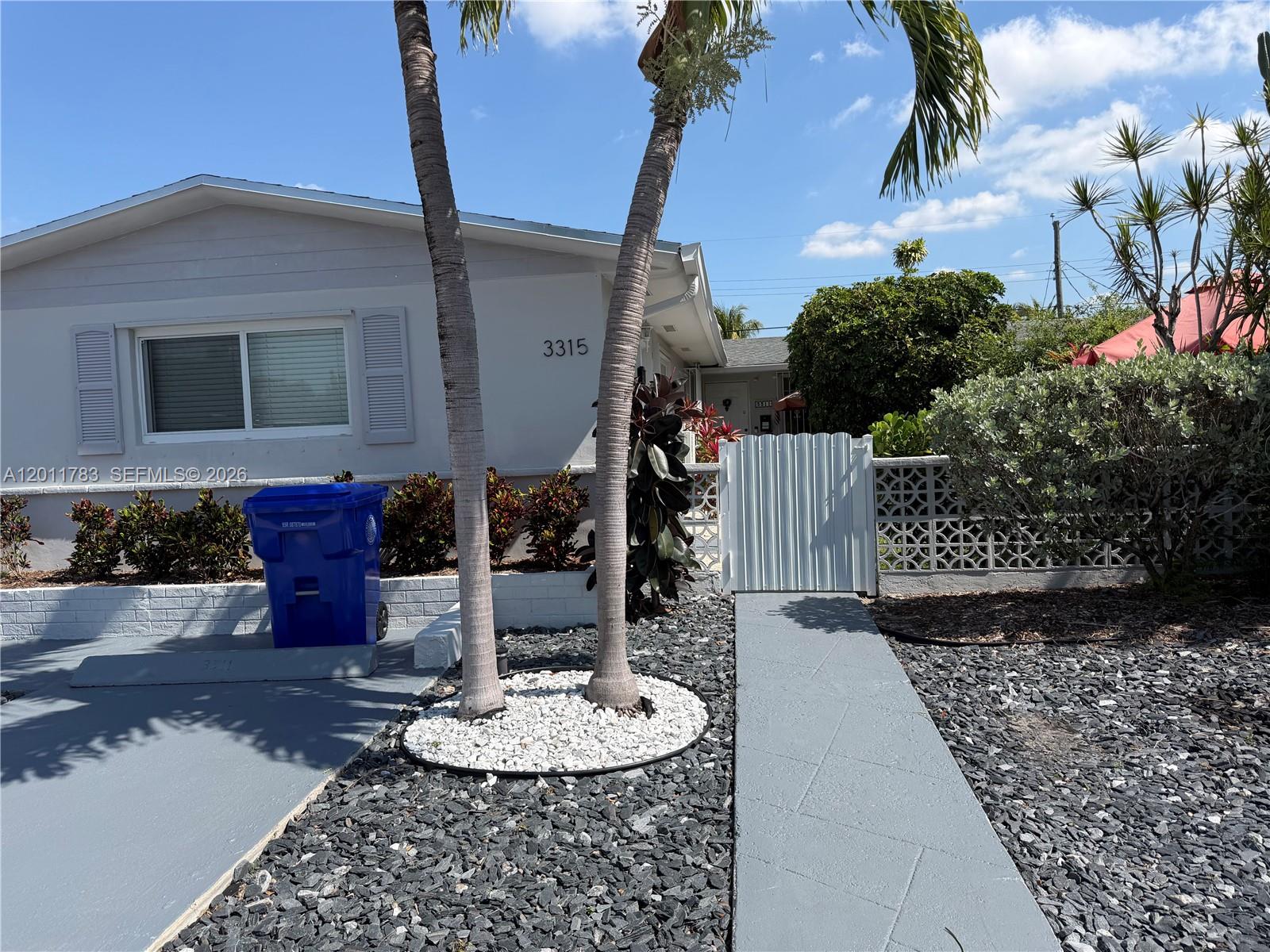 3311 SW 25th Ter 3315
