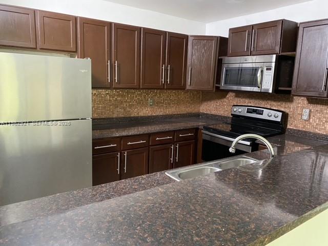 WOOD HUE II CONDO - Residential