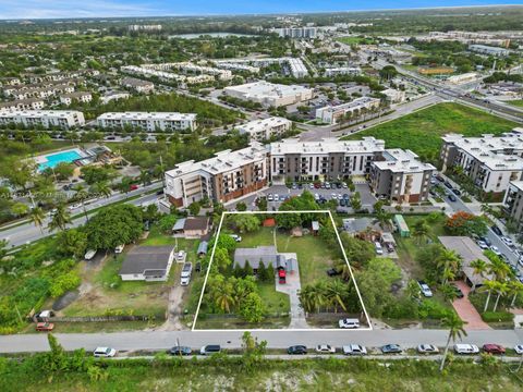 14240 Henderson St Homestead FL 33032