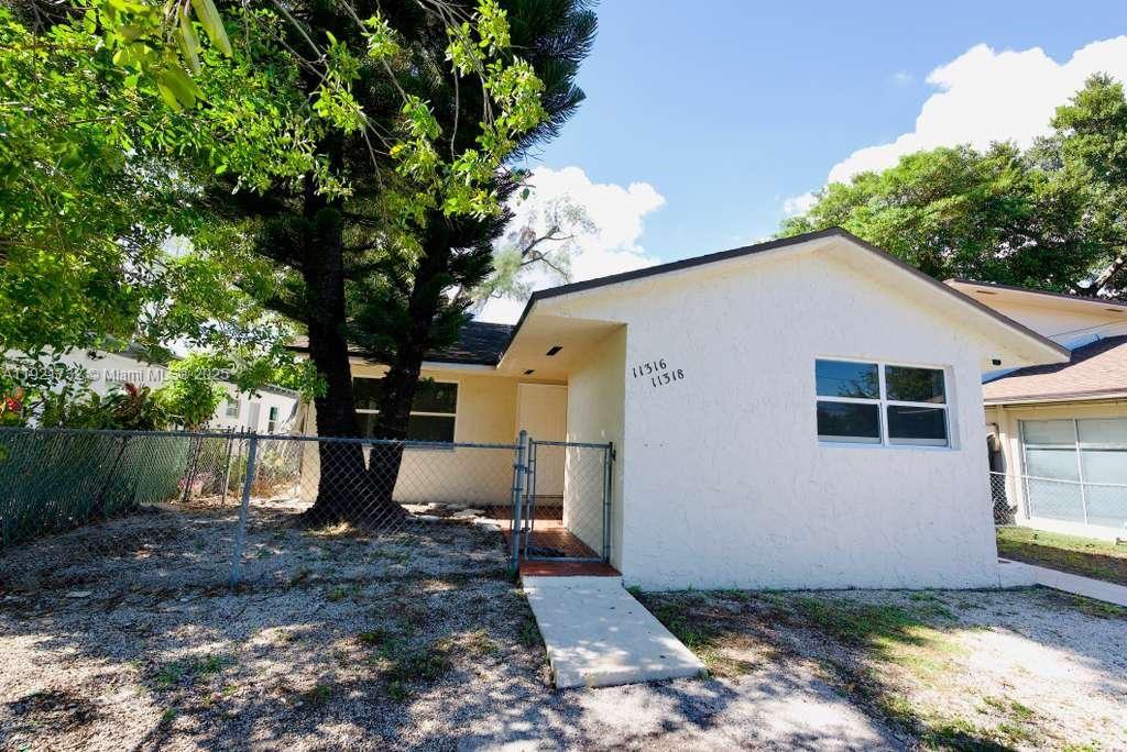 BISCAYNE BLVD PARK - Residential Lease