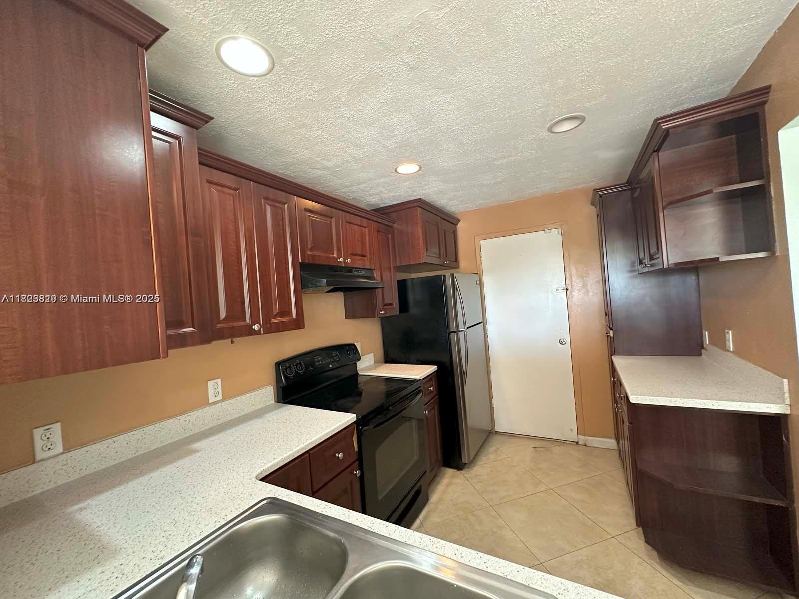 Property for Sale at 4848 Nw 24th Ct 322, Lauderdale Lakes, Broward County, Florida - Bedrooms: 2 
Bathrooms: 2  - $160,000