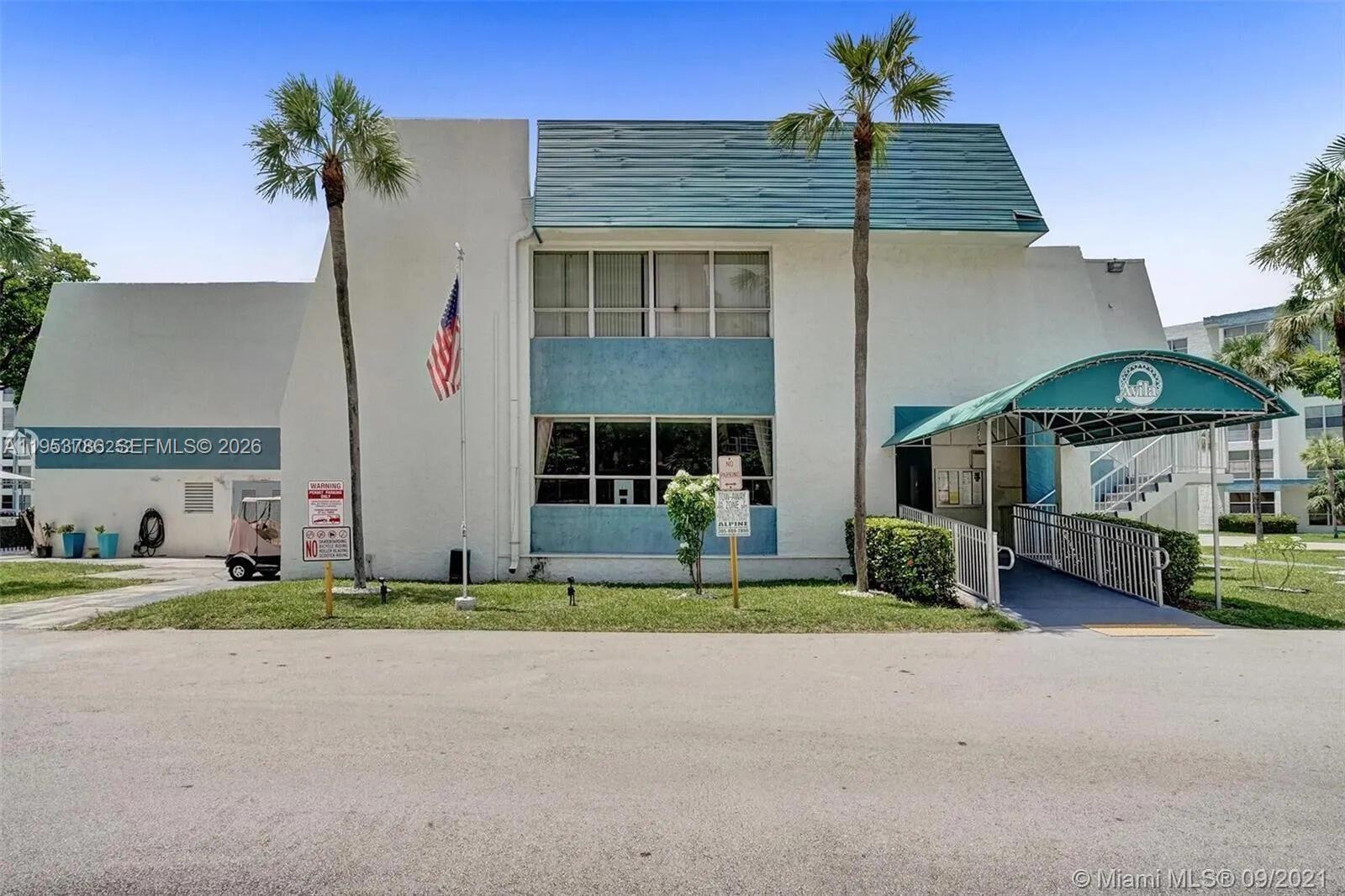 AVILA CONDO - Residential