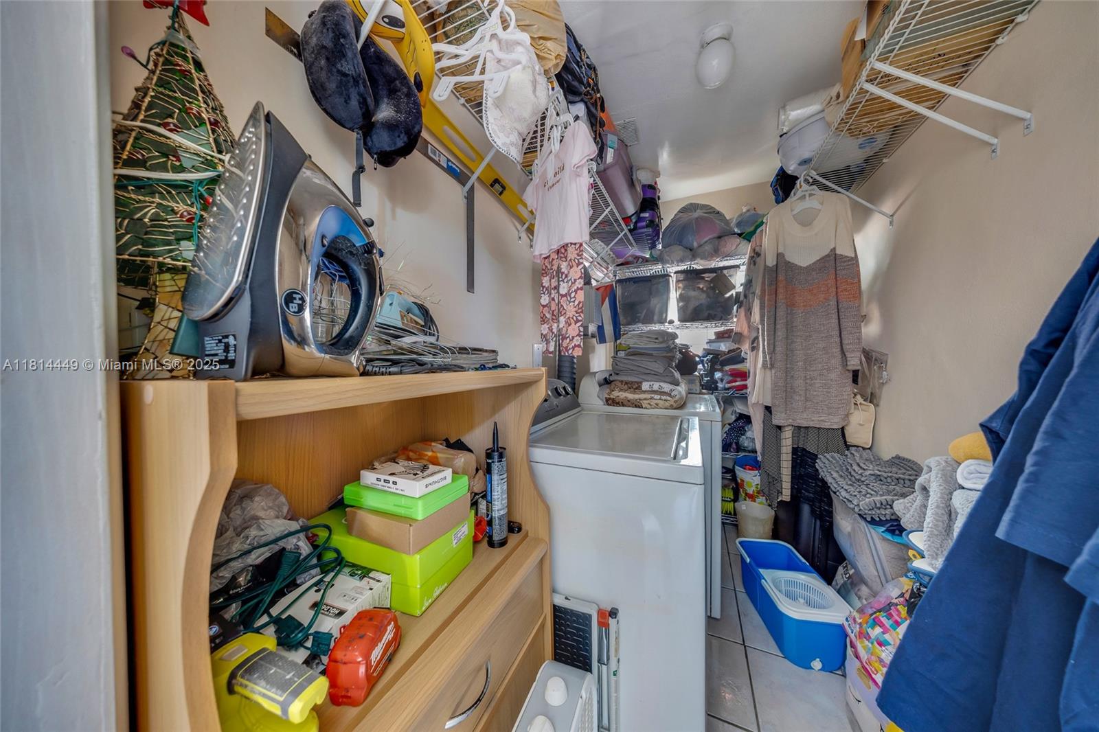 LAWRENCE ESTATES LAND COS - Residential Income