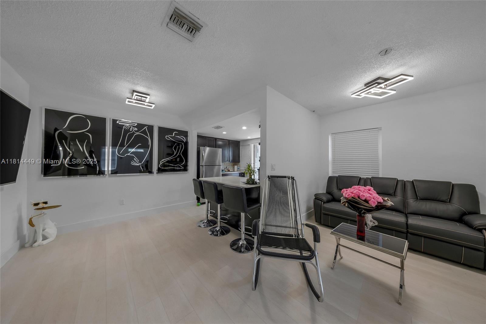 LAWRENCE ESTATES LAND COS - Residential Income