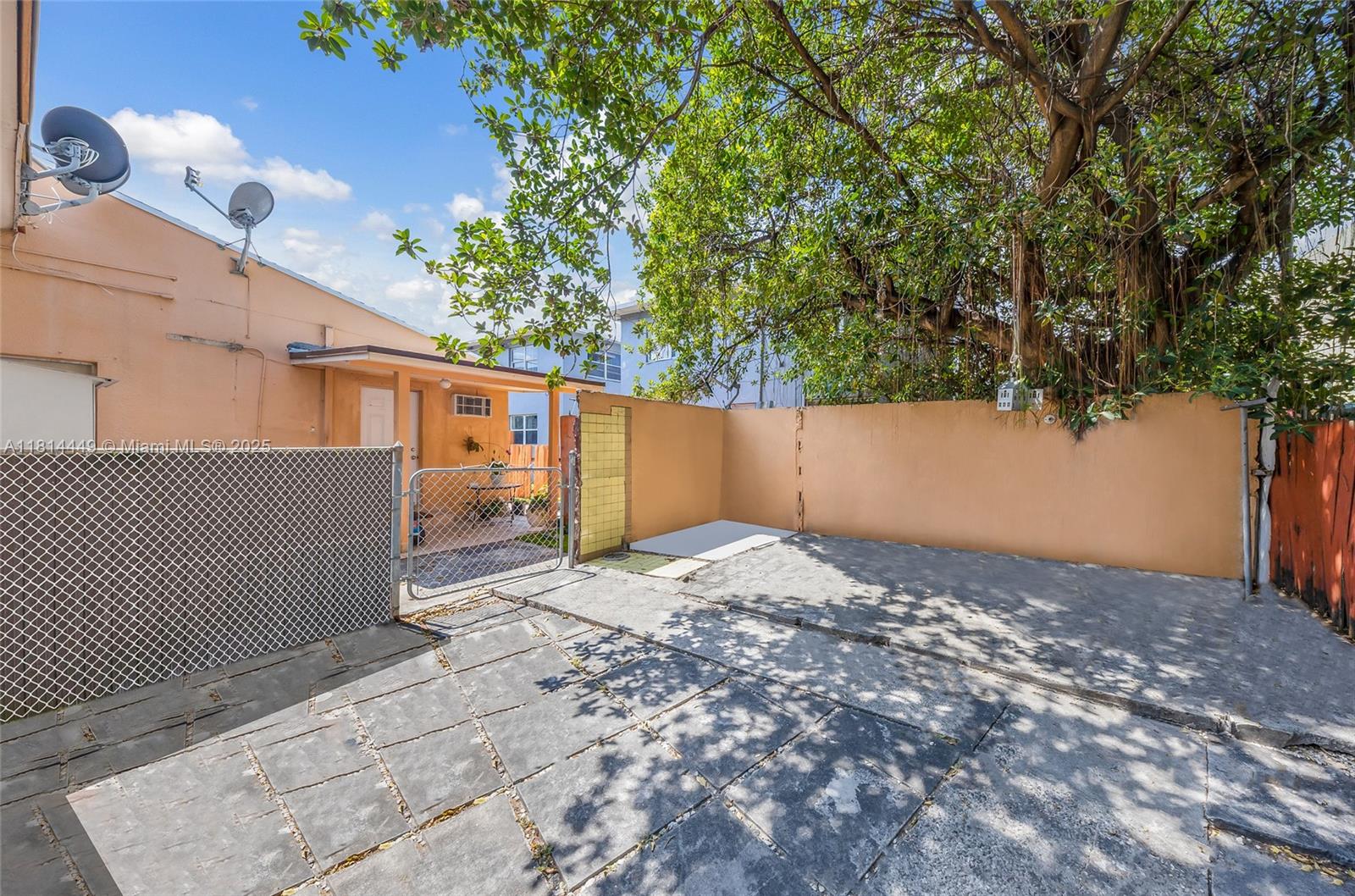 LAWRENCE ESTATES LAND COS - Residential Income