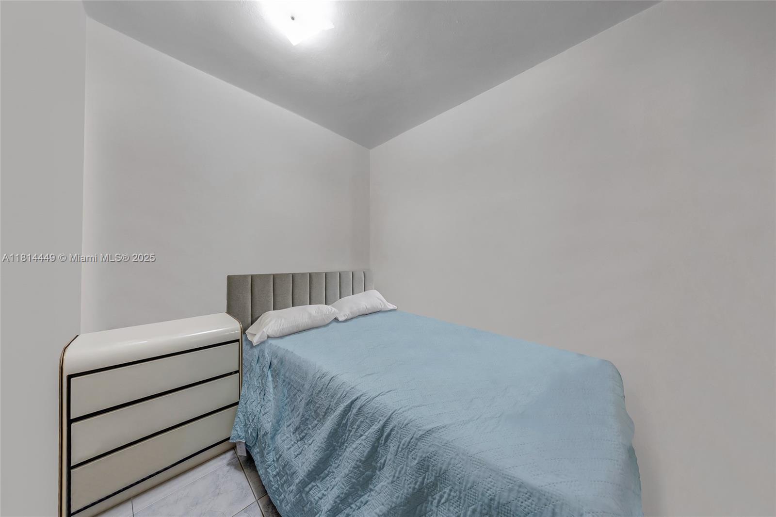 LAWRENCE ESTATES LAND COS - Residential Income