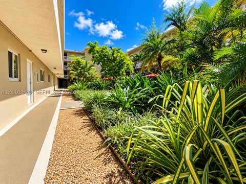 Photo of 7707 Camino Real #B-409, Miami, FL 33143 (MLS # A12101920)
