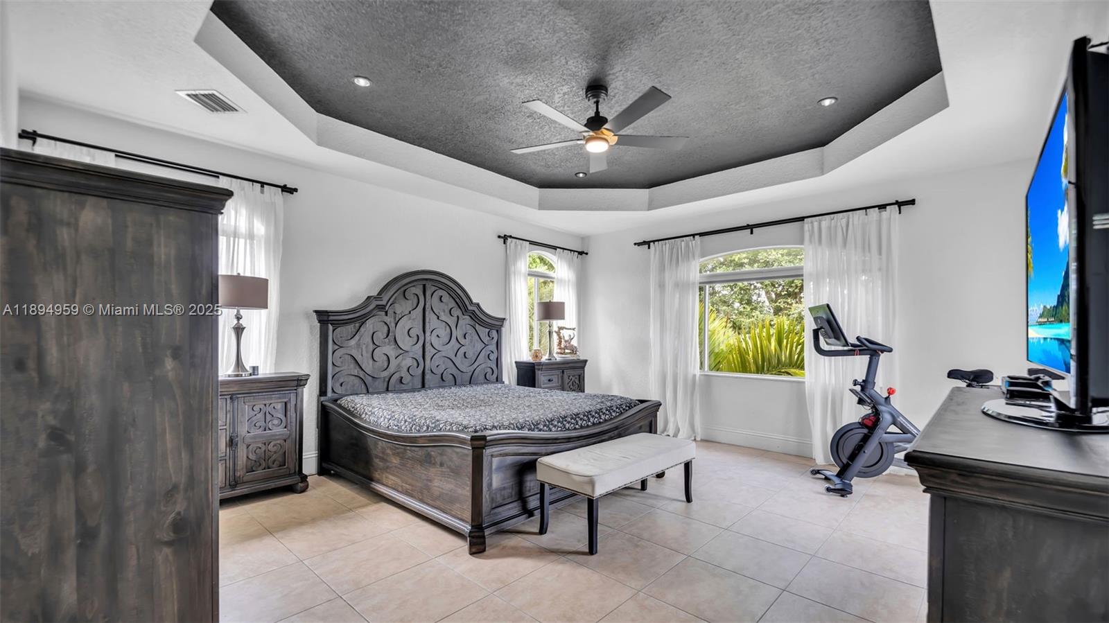 ISABELLA ESTATES - Residential