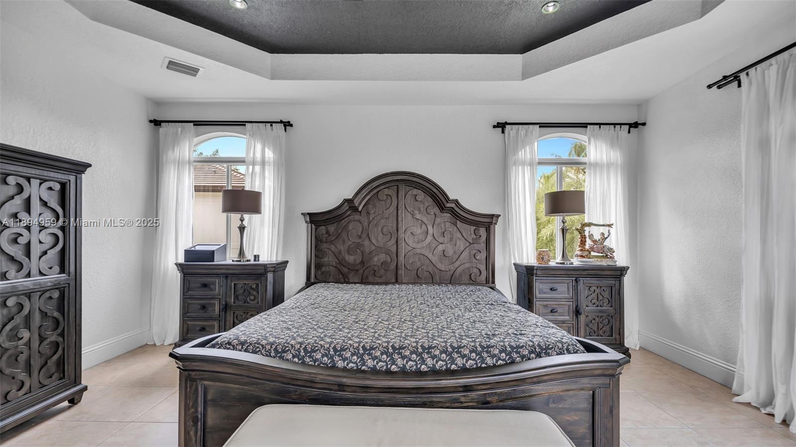 ISABELLA ESTATES - Residential