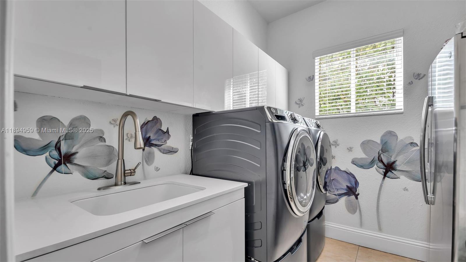 ISABELLA ESTATES - Residential