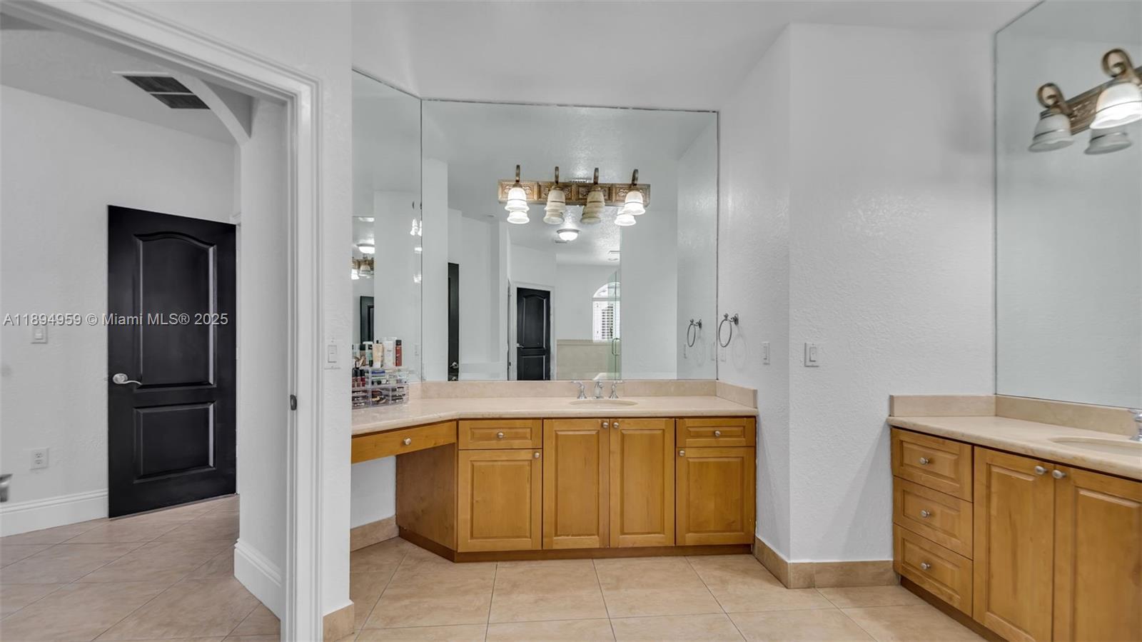 ISABELLA ESTATES - Residential