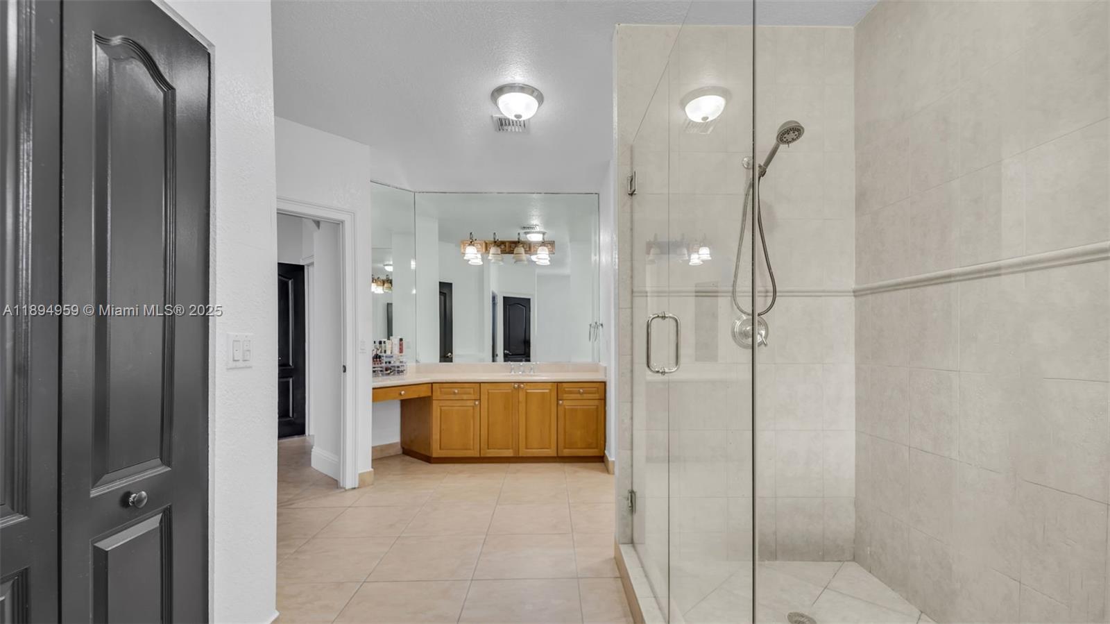 ISABELLA ESTATES - Residential