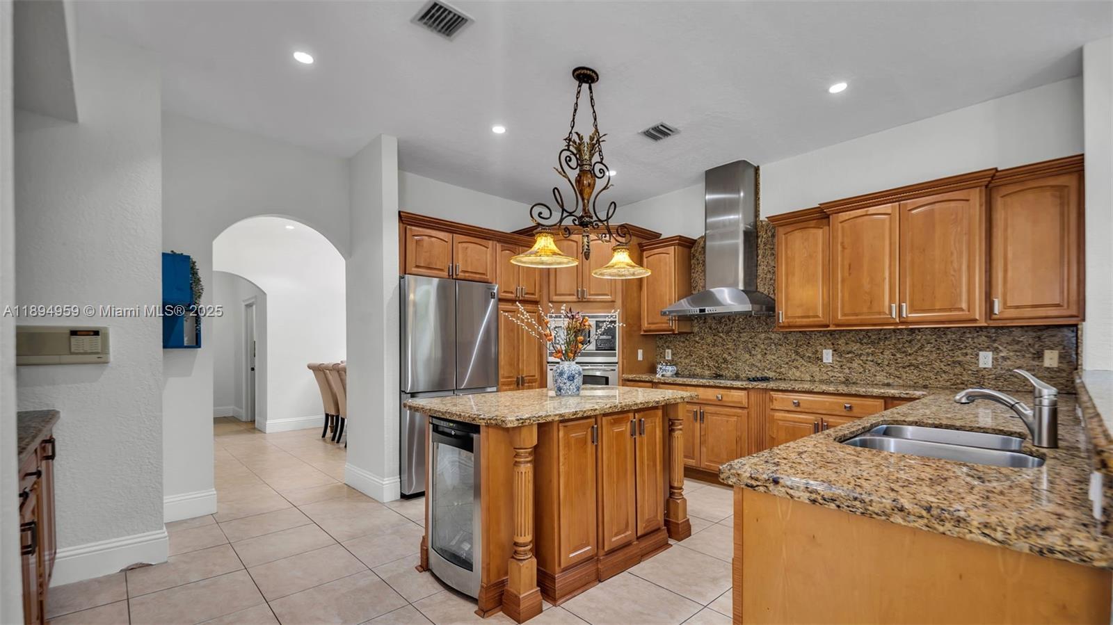 ISABELLA ESTATES - Residential