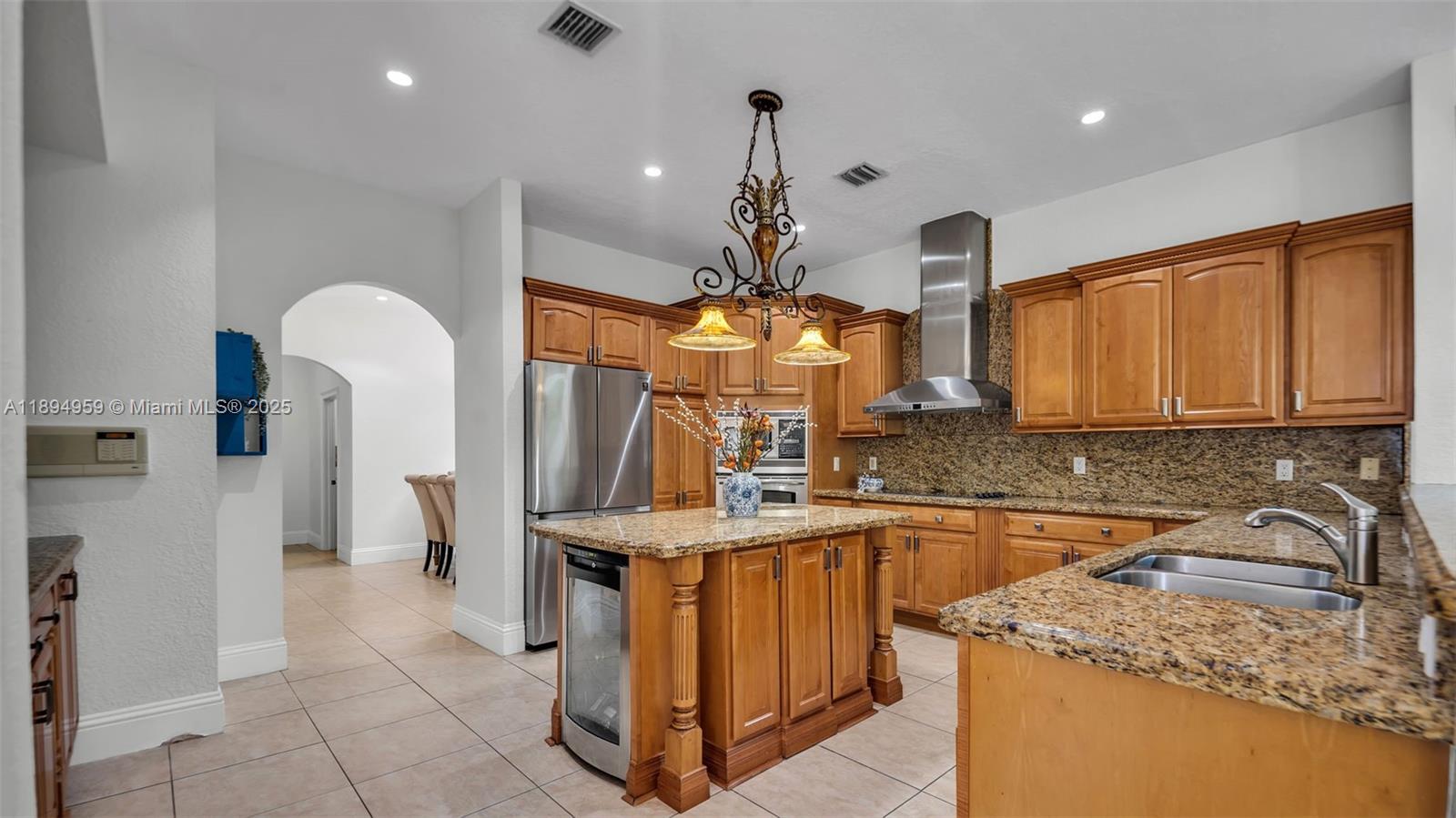 ISABELLA ESTATES - Residential