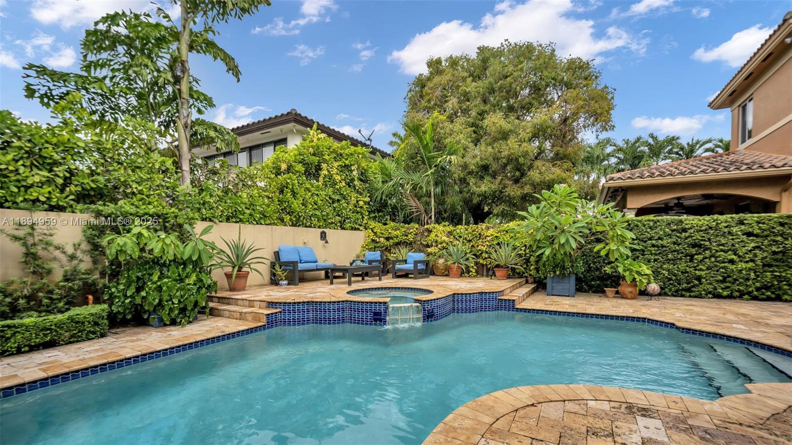 ISABELLA ESTATES - Residential