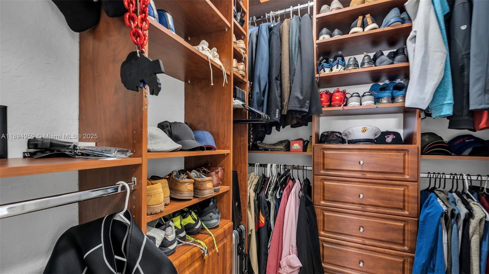 ISABELLA ESTATES - Residential