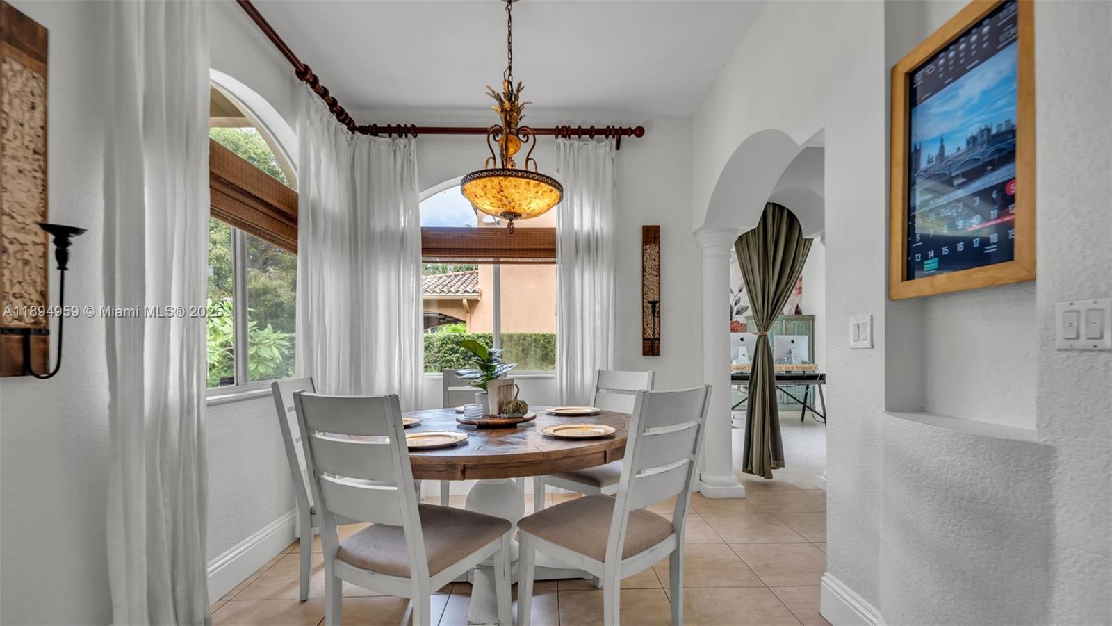 ISABELLA ESTATES - Residential