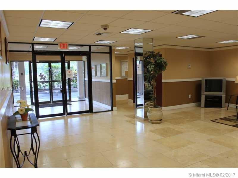 MANORS OF INVERRARY - Residential Lease