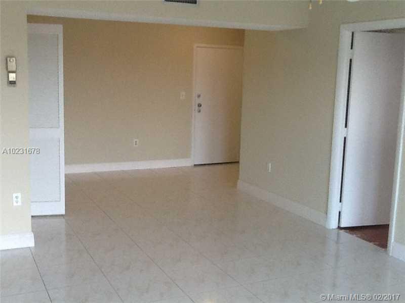 MANORS OF INVERRARY - Residential Lease