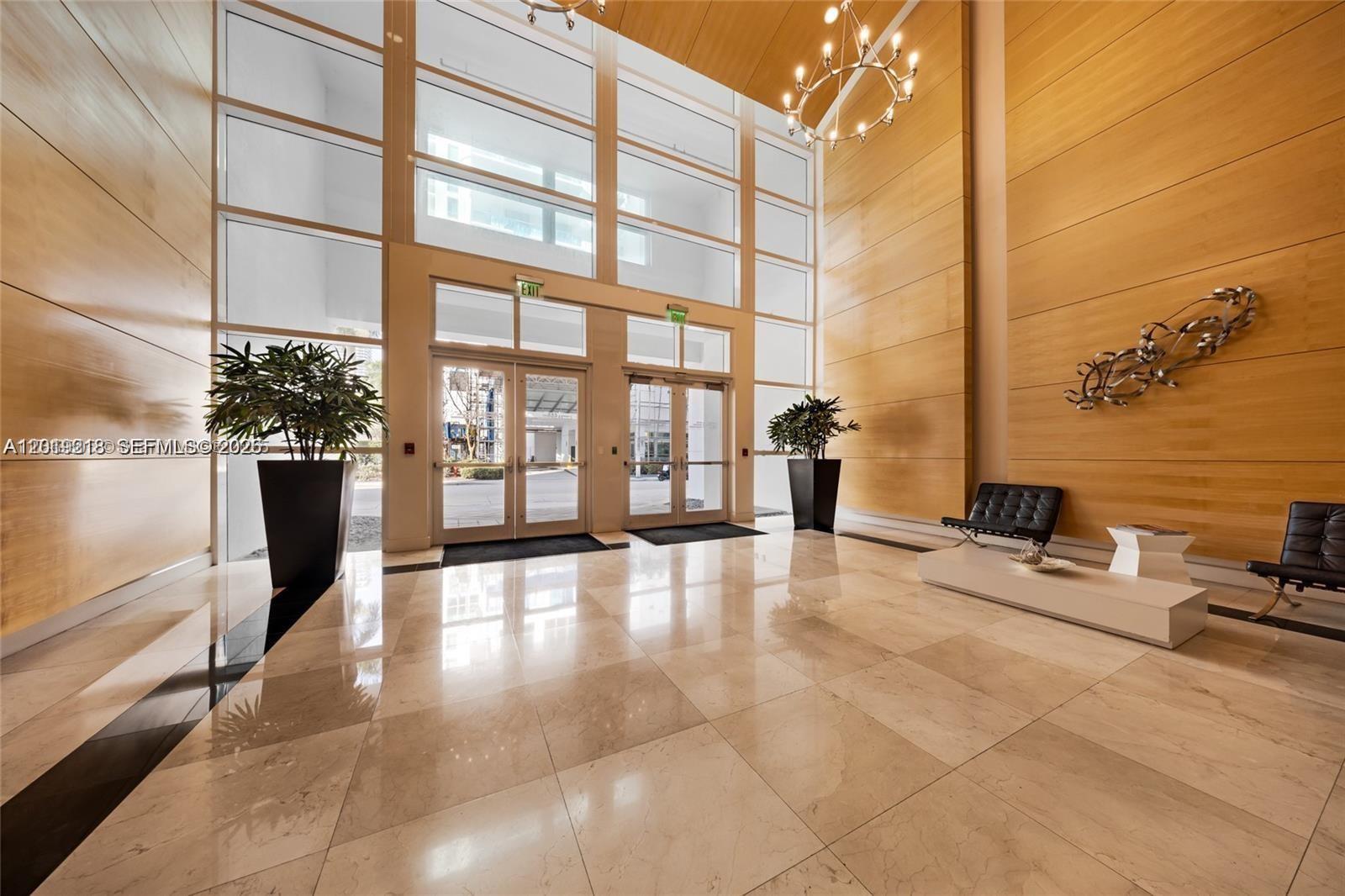 CITY 24 CONDO - Residential