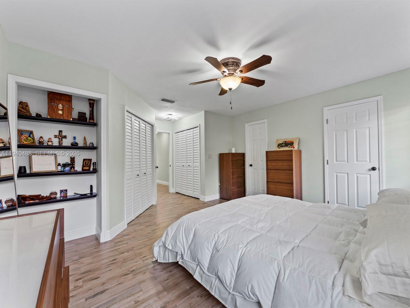 LINDGREN WEST - Residential