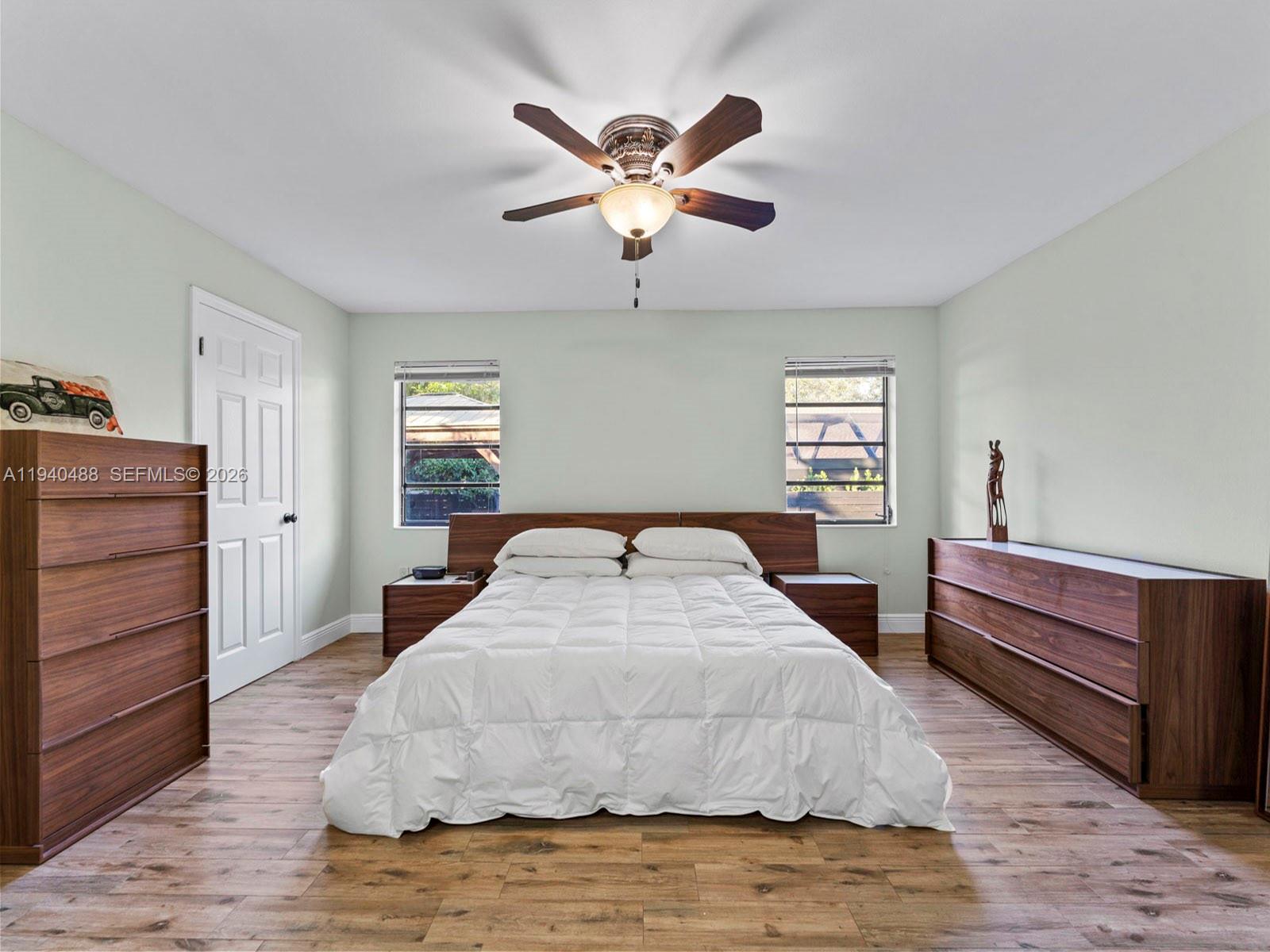 LINDGREN WEST - Residential