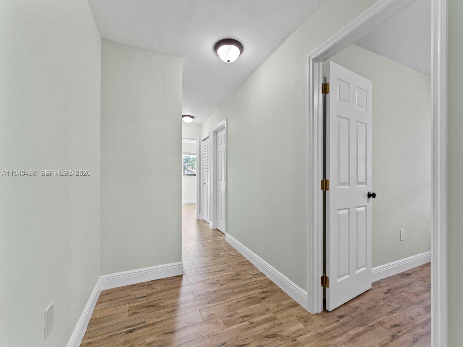 LINDGREN WEST - Residential